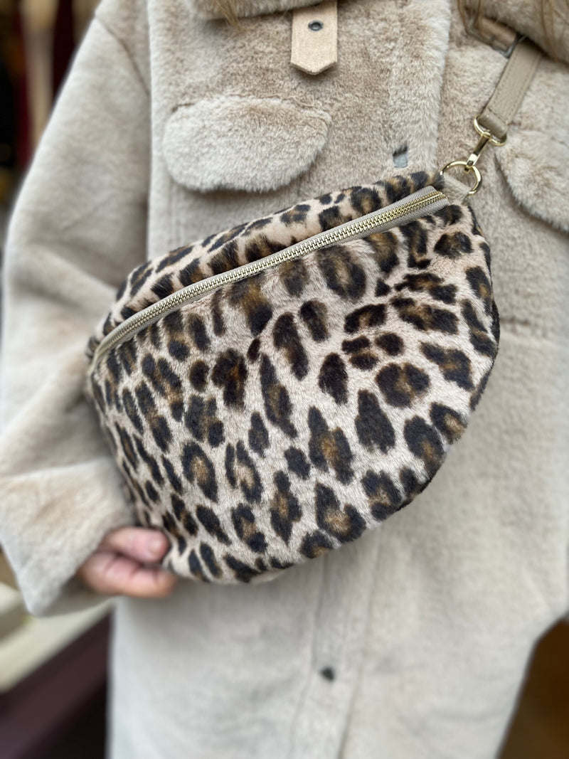 Willa cross body bag (Leopard)