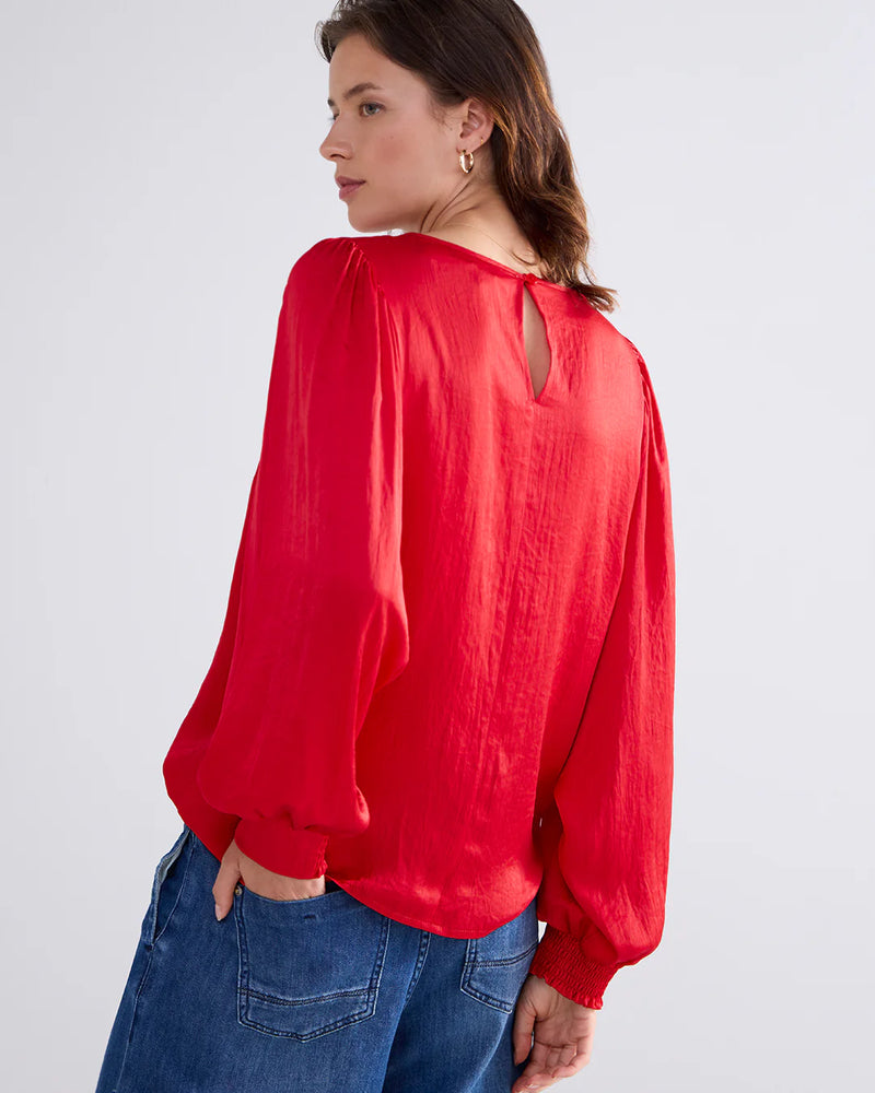 Summum Woman red blouse