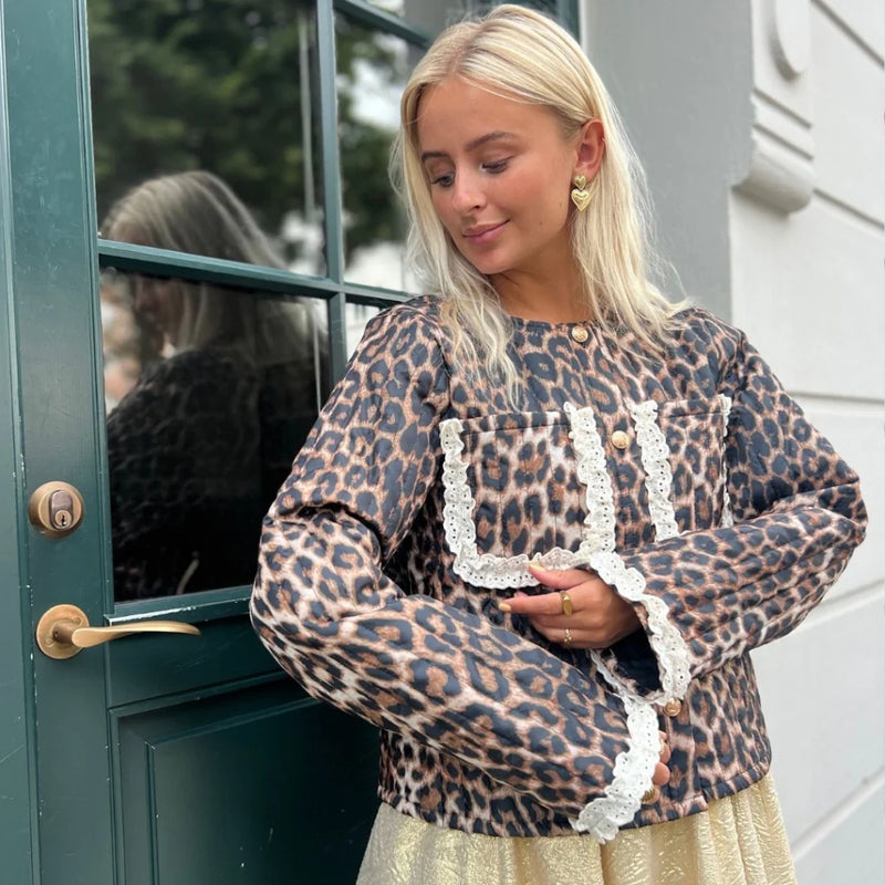 Quilted leopard jacket with lace pockets