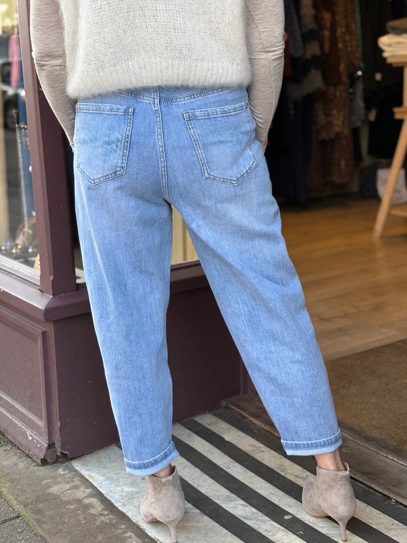 Soft Barrel Jeans