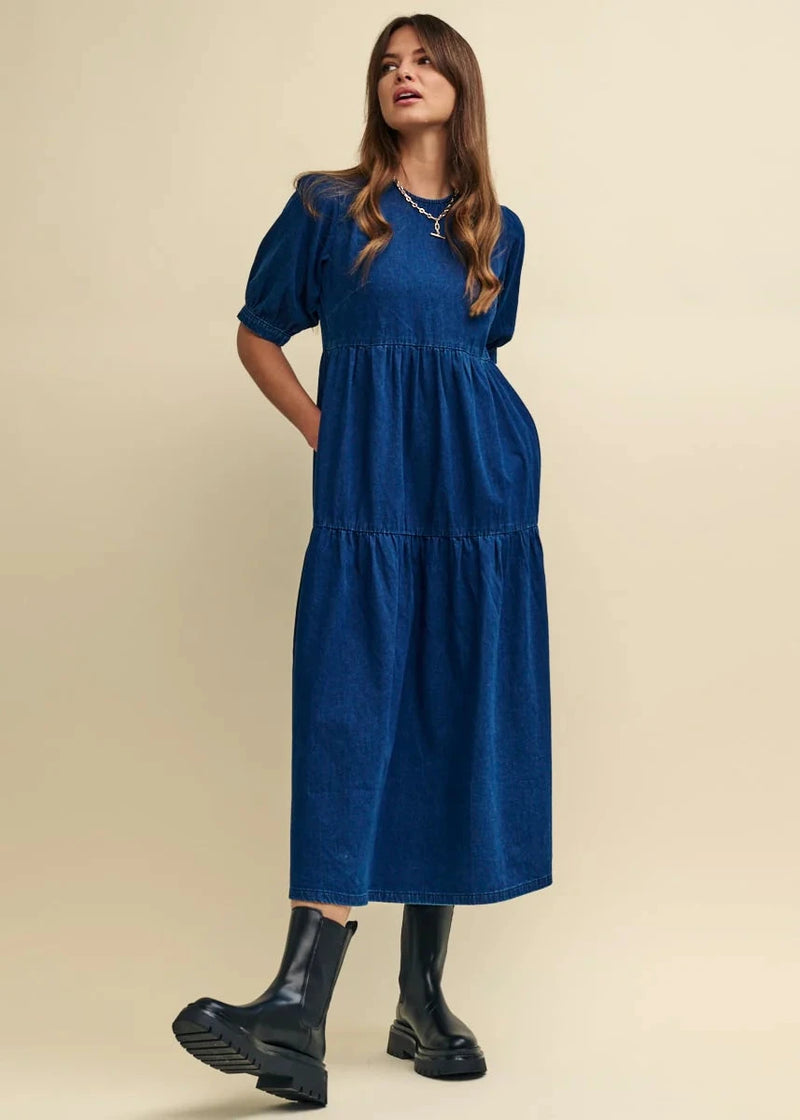 woman wearing Nobody's Child Rochelle Denim midi dress tiered denim dress