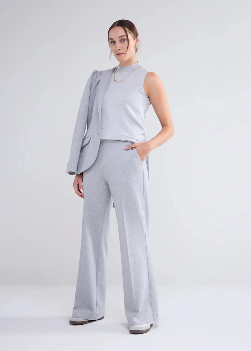 woman wearing Summum Woman Punto Milano Trousers (Grey)