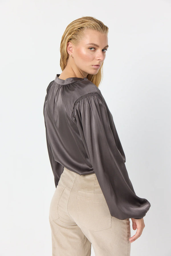 Levete Room Dakota Silk Blouse - Mocha